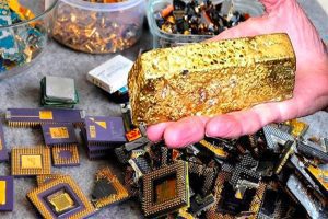 PC rốt cuộc có bao nhiêu vàng?